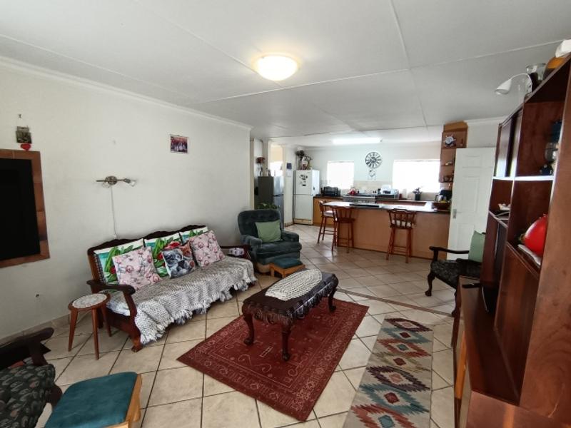 3 Bedroom Property for Sale in Fraaiuitsig Western Cape